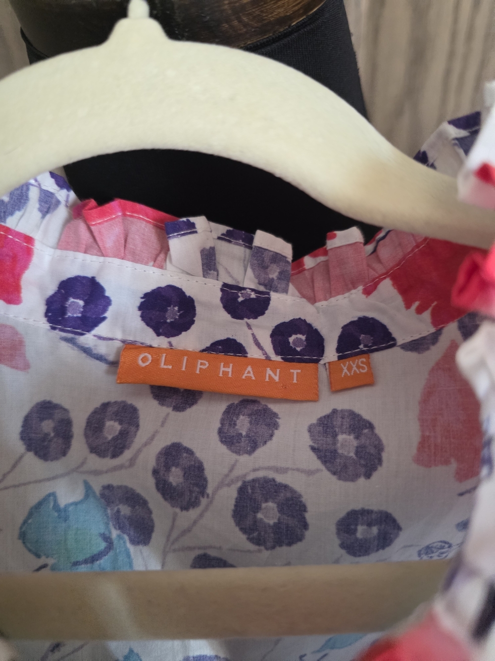 Oliphant Sleeveless Floral Dress - Picture 4 of 4